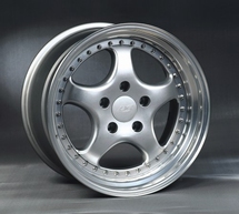 3 part, silver polished Porsche wheel